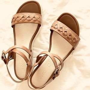 Ecco comfort sandals size 38 (7-7.5)